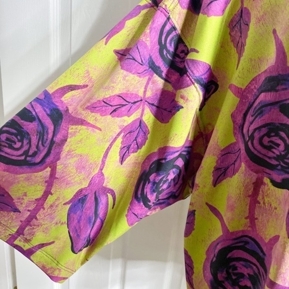 The Zig Zag Stripe Green‎ with Purple Roses Boxy Oversized Top - Picture 4 of 10
